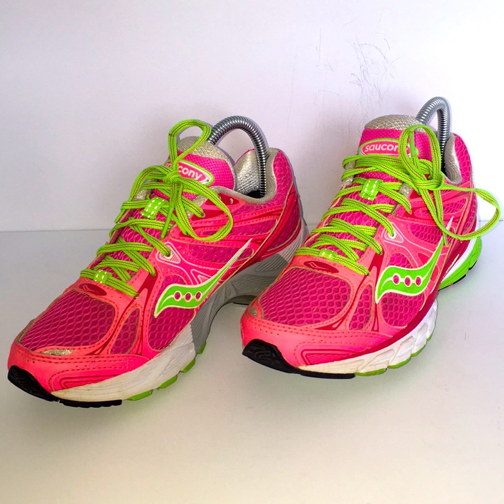 SAUCONY RCS guide six Women’s athletic running shoe size 7 1/2